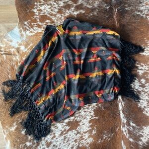 Wrangler cape with fringe